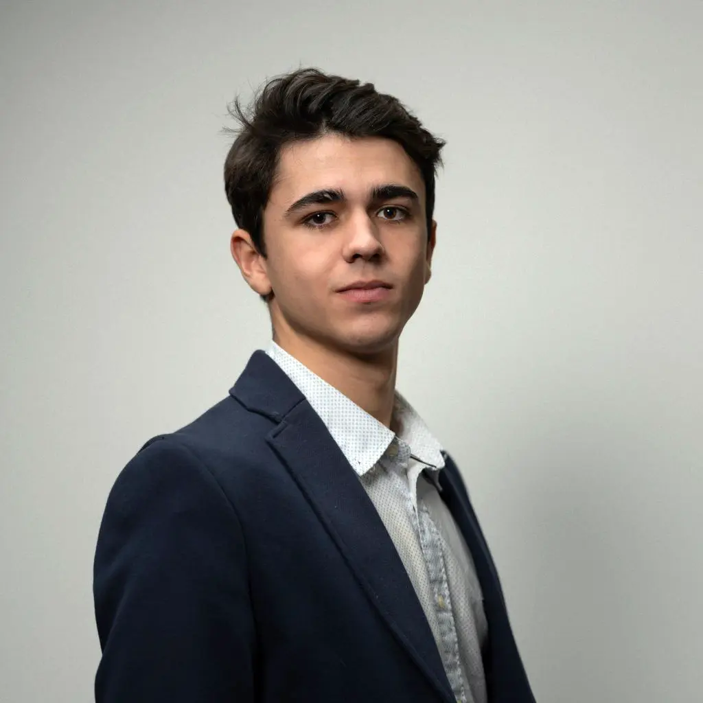 Álvaro Menéndez Ros